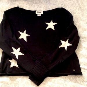 VS PINK SWEATER SIZE SMALL